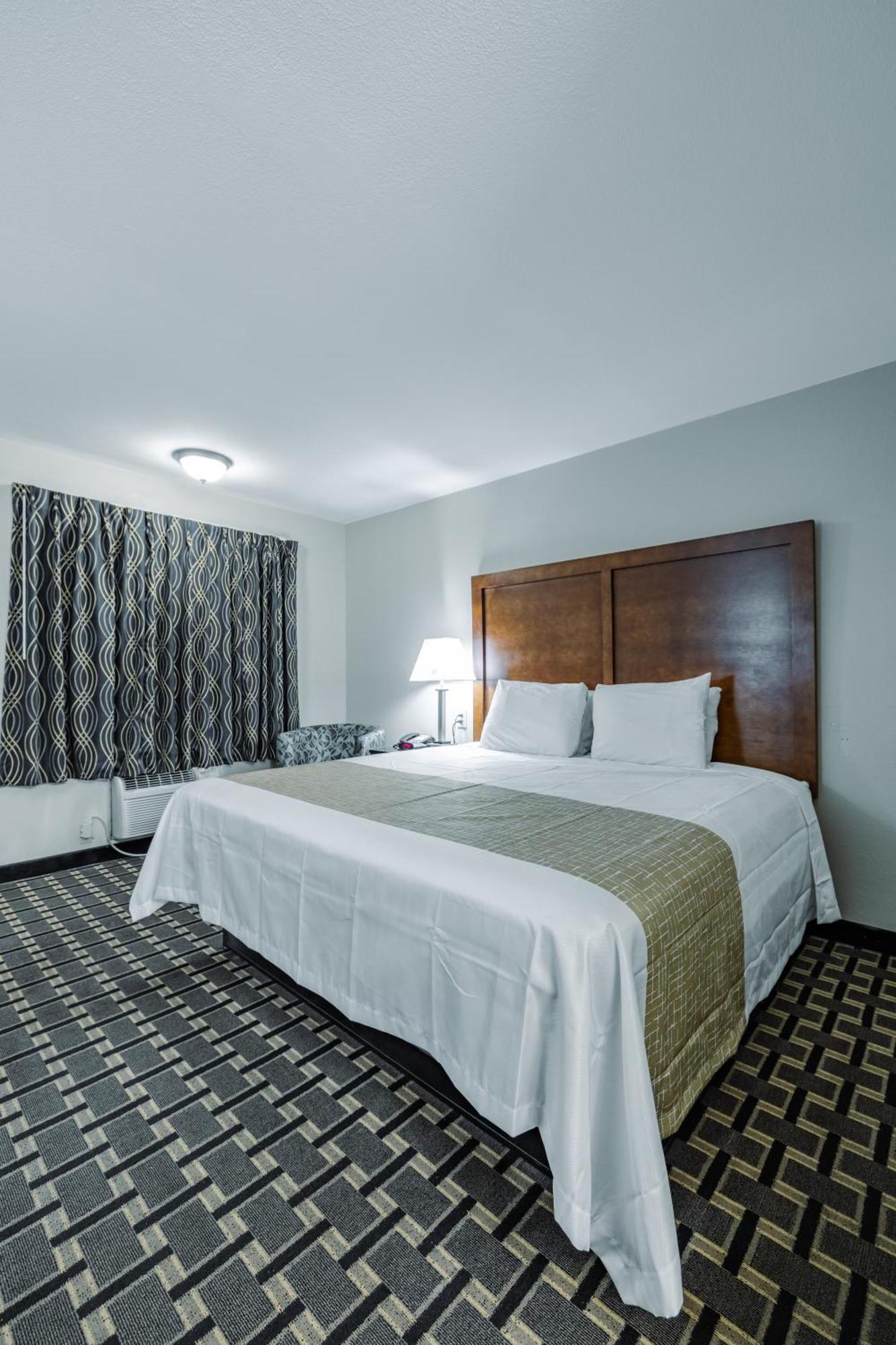 Travelodge By Wyndham Jackson I-40 Exit 82 Exterior photo